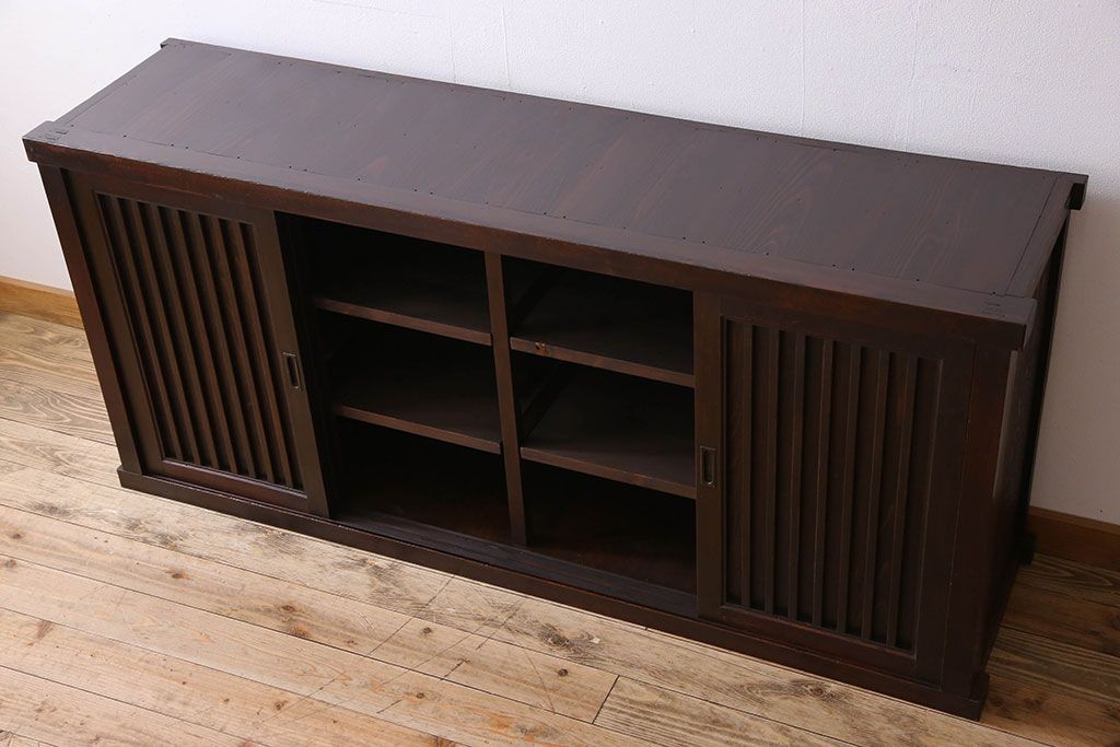 アンティーク家具　明治期　六尺　縦桟四枚引き戸　収納箪笥サイドボード(水屋箪笥)(2)