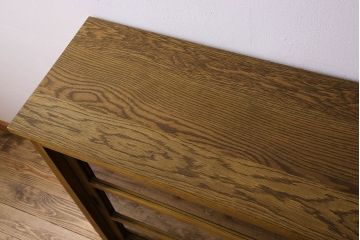 レトロ家具　昭和レトロ　脚付き!古い木製のサイドボード(収納棚)(2)