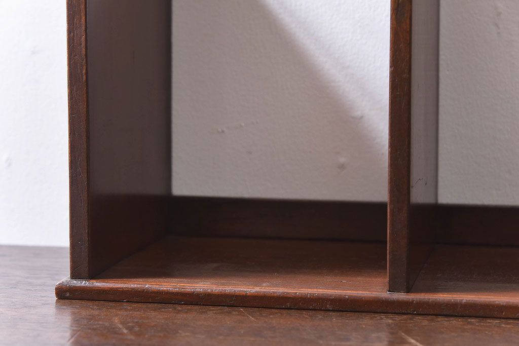 アンティーク雑貨　昭和レトロ　古い木のアンティーク本立て