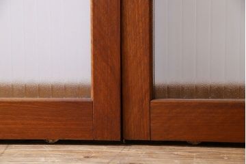 アンティーク　レトロな古い木味の銀モールガラス入り引き戸2枚セット(窓)(2)