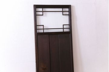 ガラス窓付き　昭和大正期　柾目材!レトロな木製アンティークドア(扉)