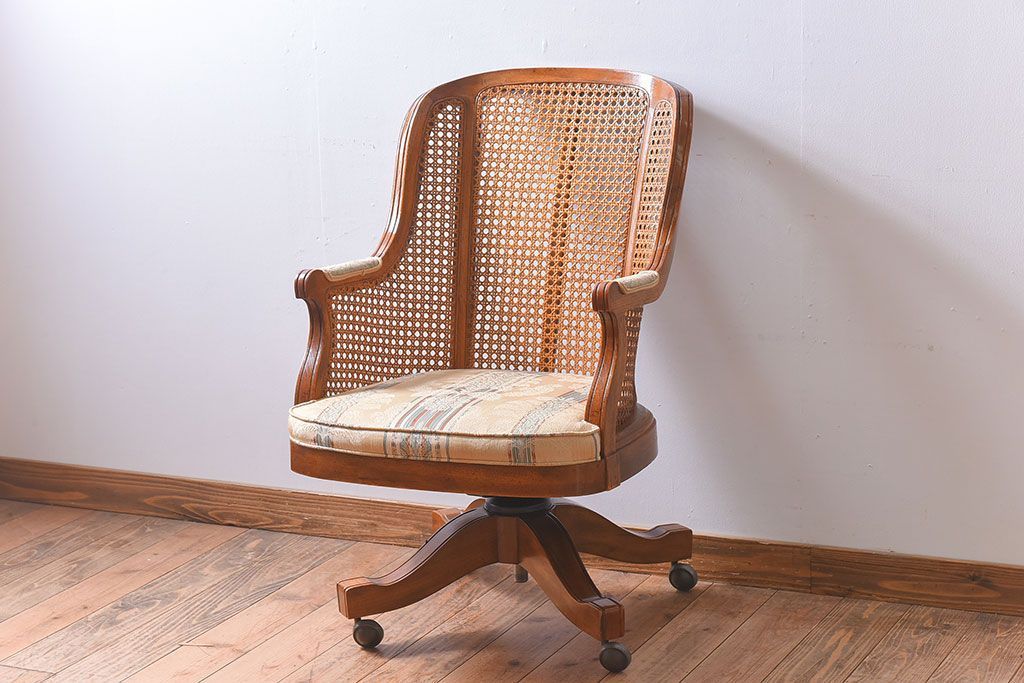 中古家具　ドレクセルヘリテイジJAPAN　Cameo Classics(キャメオクラシックス)　デスクチェア(回転椅子)(定価約40万円)