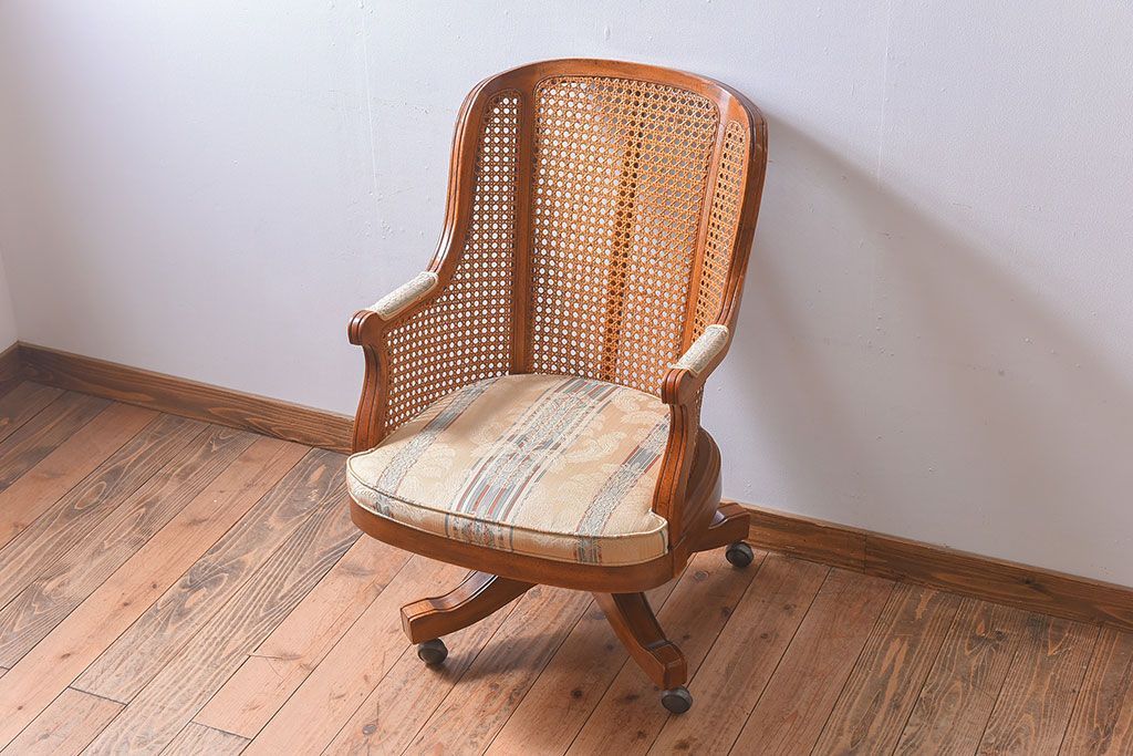 中古家具　ドレクセルヘリテイジJAPAN　Cameo Classics(キャメオクラシックス)　デスクチェア(回転椅子)(定価約40万円)