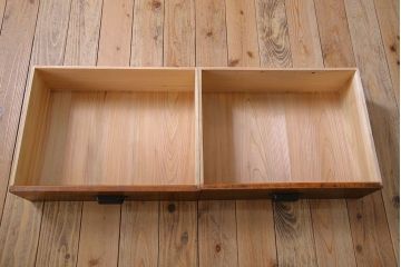 アンティーク家具　アンティーク　古い木製のシンプルな作業台(平机・テーブル)