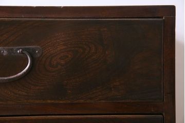 アンティーク家具　前面欅材　大正期　古い木の上質な縦型引き出し　アンティーク