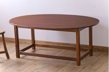 ヴィンテージ家具　北欧ビンテージ　シンプルなエクステンションテーブル(バタフライテーブル、ダイニングテーブル、2人掛け、4人掛け、食卓)(R-024195)