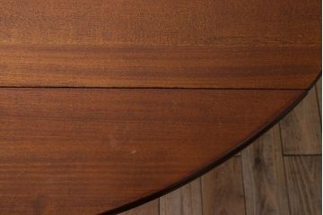 ヴィンテージ家具　北欧ビンテージ　シンプルなエクステンションテーブル(バタフライテーブル、ダイニングテーブル、2人掛け、4人掛け、食卓)(R-024195)