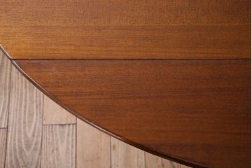ヴィンテージ家具　北欧ビンテージ　シンプルなエクステンションテーブル(バタフライテーブル、ダイニングテーブル、2人掛け、4人掛け、食卓)(R-024195)