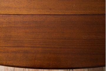 ヴィンテージ家具　北欧ビンテージ　シンプルなエクステンションテーブル(バタフライテーブル、ダイニングテーブル、2人掛け、4人掛け、食卓)(R-024195)