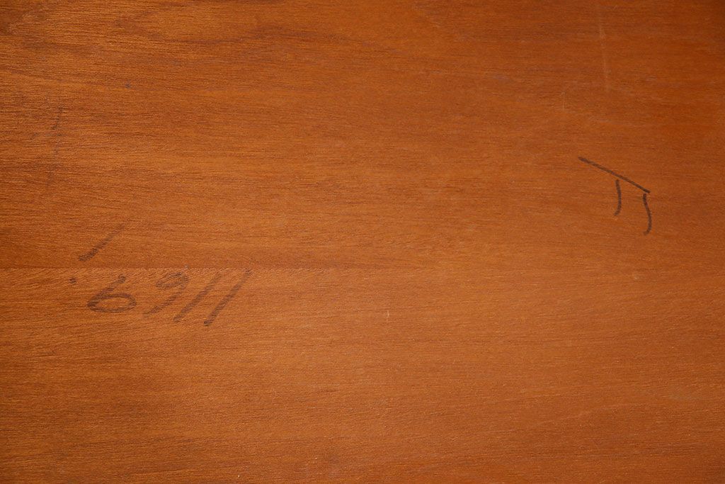 北欧家具　ビンテージ　大ぶりなセンターテーブル