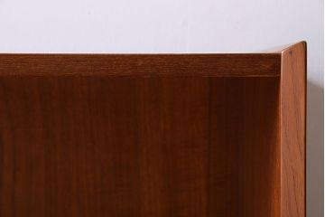 ヴィンテージ家具　北欧ビンテージ　ガラス引き戸付き!収納棚