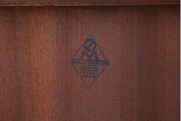 ヴィンテージ家具　北欧ビンテージ　ガラス引き戸付き!収納棚