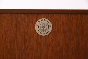 ヴィンテージ家具　北欧ビンテージ　マッキントッシュ製サイドボード