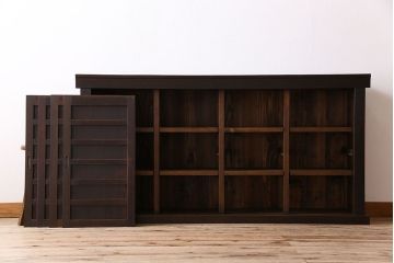 アンティーク家具　古民具・骨董　五尺　四枚引き戸の収納箪笥ローボード(水屋箪笥)(2)