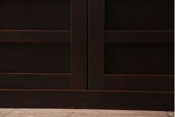 アンティーク家具　古民具・骨董　五尺　四枚引き戸の収納箪笥ローボード(水屋箪笥)(2)