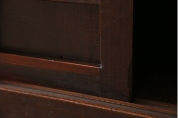 アンティーク家具　古民具・骨董　五尺　四枚引き戸の収納箪笥ローボード(水屋箪笥)(2)