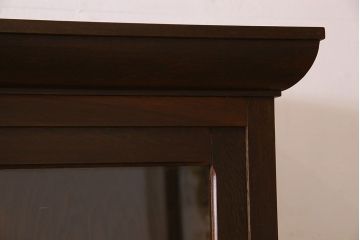 アンティーク家具　ナラ材製!ガラス引き戸の上品なアンティーク飾り棚(ディスプレイ棚)