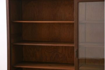 アンティーク家具　ナラ材製!ガラス引き戸の上品なアンティーク飾り棚(ディスプレイ棚)