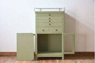 レトロ家具　和製アンティーク　レトロなペイントデンタルキャビネット