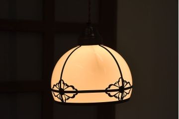 中古　和風デザイン　和モダンなガラスシェードの天井照明(2)