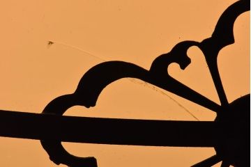 中古　和風デザイン　和モダンなガラスシェードの天井照明(2)