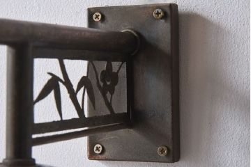 つぼみ型　白いガラスのアンティーク壁付け照明(ライト)