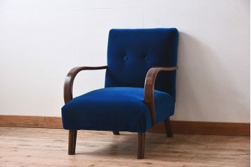 レトロ家具　レトロデザイン　おしゃれな一人掛けアンティークアームソファ