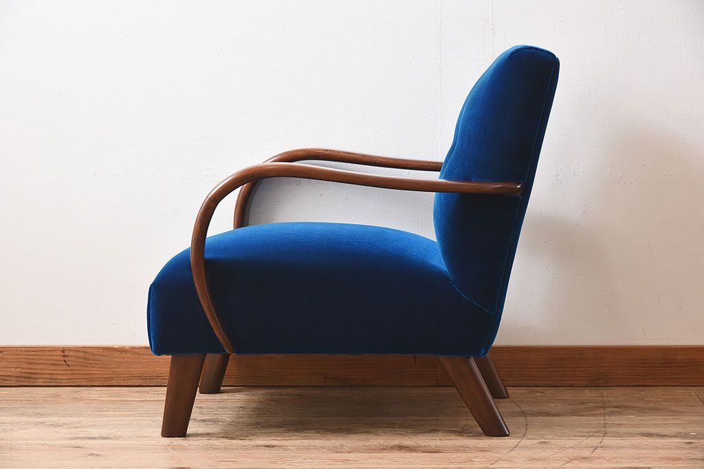 レトロ家具　レトロデザイン　おしゃれな一人掛けアンティークアームソファ