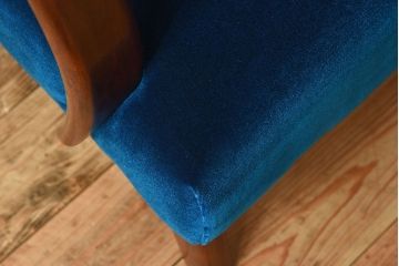 レトロ家具　レトロデザイン　おしゃれな一人掛けアンティークアームソファ