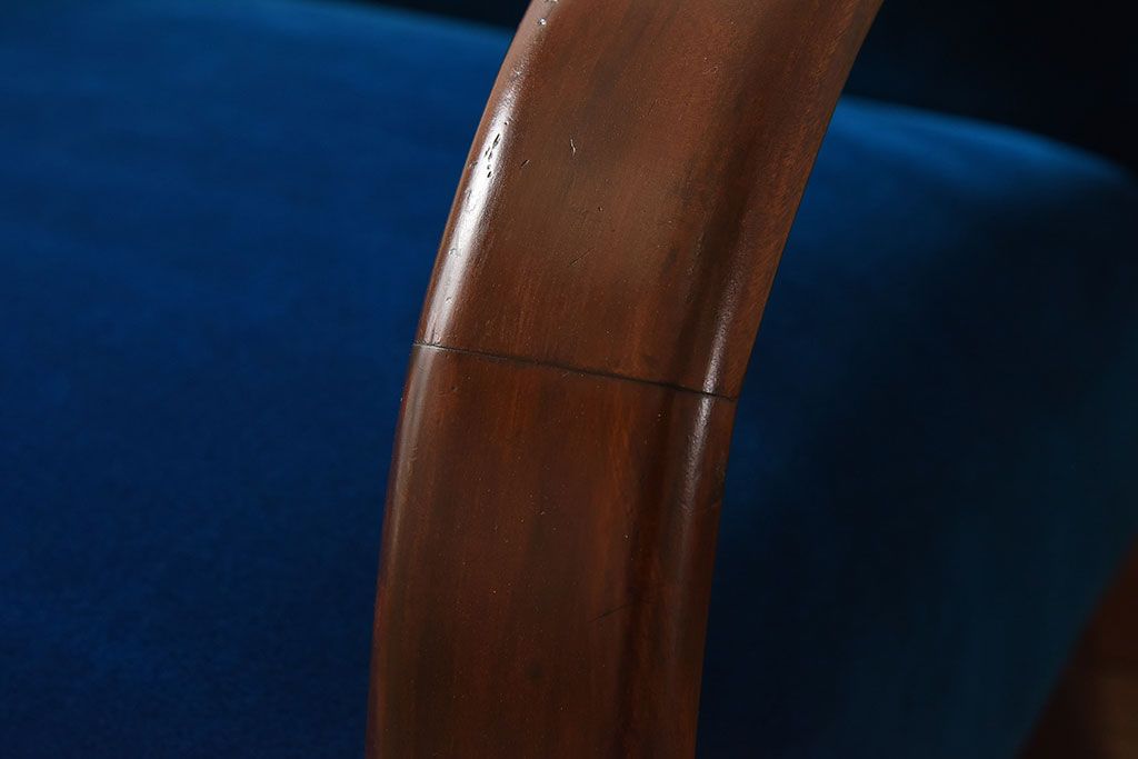 レトロ家具　レトロデザイン　おしゃれな一人掛けアンティークアームソファ