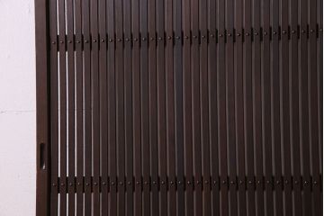 和製アンティーク　裏ガラス入り!上質な縦桟格子戸(2)