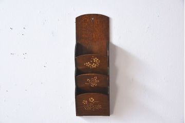 アンティーク雑貨 和製アンティーク 上品な古いナラ材の小振りな3段レターラック(壁掛け収納棚・状差し)