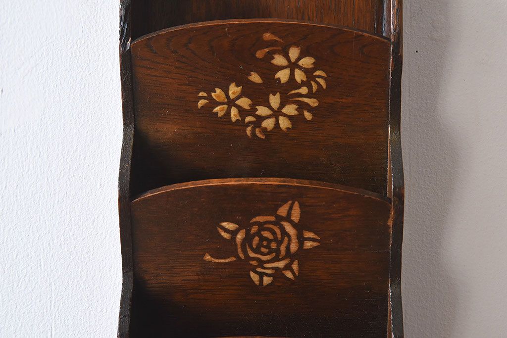 アンティーク雑貨 和製アンティーク 上品な古いナラ材の小振りな3段レターラック(壁掛け収納棚・状差し)