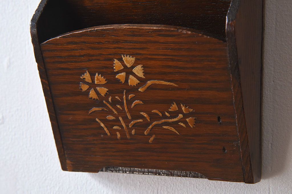 アンティーク雑貨 和製アンティーク 上品な古いナラ材の小振りな3段レターラック(壁掛け収納棚・状差し)