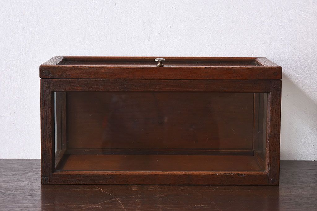 アンティーク雑貨　木製フレーム　レトロデザイン　小さなアンティークガラスケース(1)