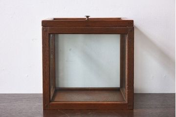 アンティーク雑貨　木製フレーム　レトロデザイン　小さなアンティークガラスケース(2)