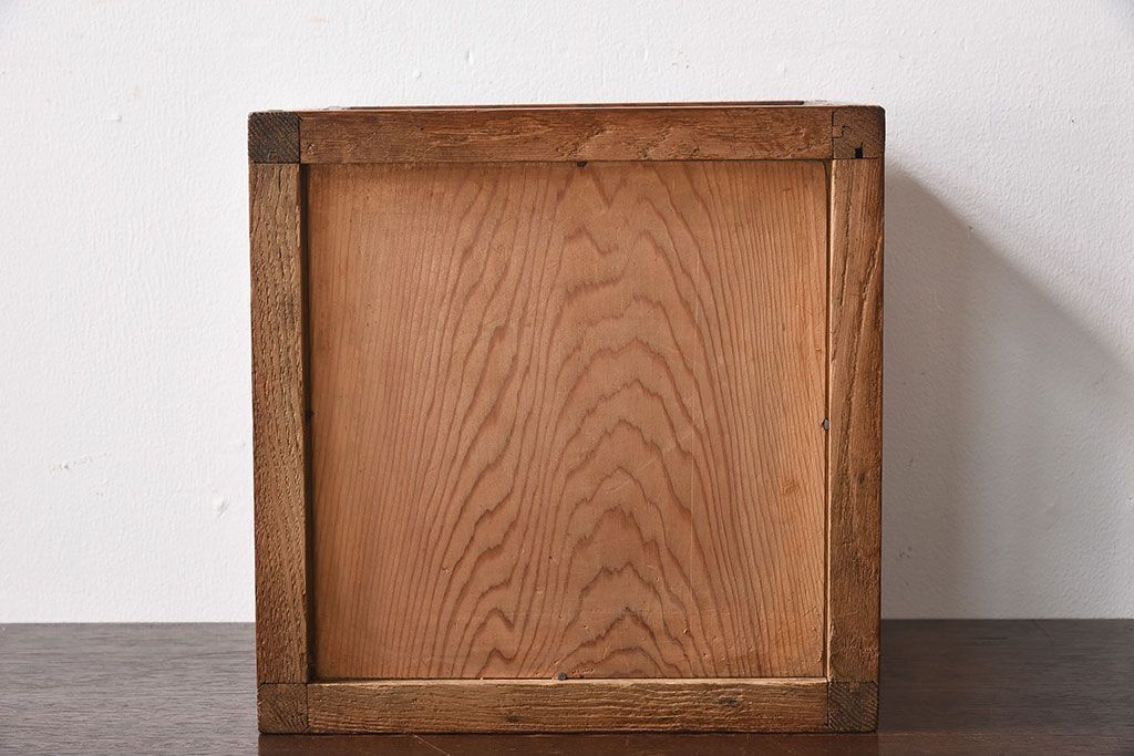 アンティーク雑貨　木製フレーム　レトロデザイン　小さなアンティークガラスケース(2)