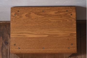 中古　楡材　学校の角スツール(3)