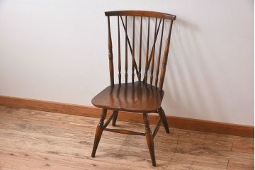 中古家具　キツツキマーク　飛騨産業　ナラ材のウィンザーチェア(ウインザーチェア)