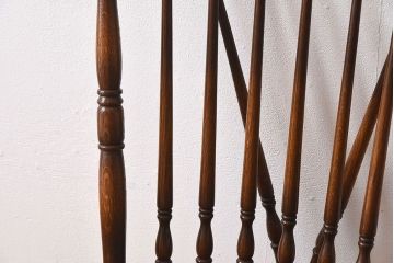 中古家具　キツツキマーク　飛騨産業　ナラ材のウィンザーチェア(ウインザーチェア)