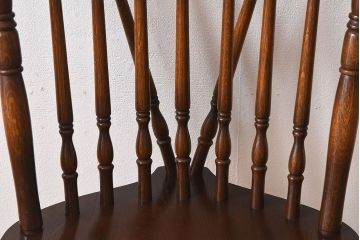 中古家具　キツツキマーク　飛騨産業　ナラ材のウィンザーチェア(ウインザーチェア)