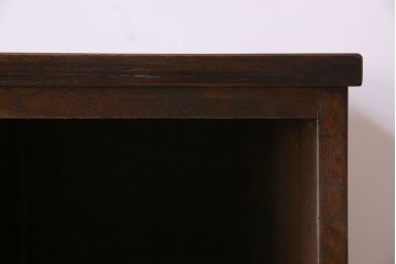 アンティーク家具　脚付き!古い木のアンティークマス目ローボード(収納棚、飾り棚)