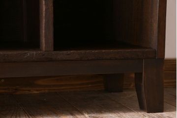 アンティーク家具　脚付き!古い木のアンティークマス目ローボード(収納棚、飾り棚)