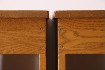中古　楡材　学校の角スツール2脚セット(1)