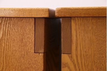 中古　楡材　学校の角スツール2脚セット(2)