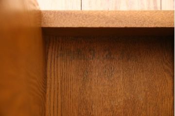 中古　楡材　学校の角スツール2脚セット(2)