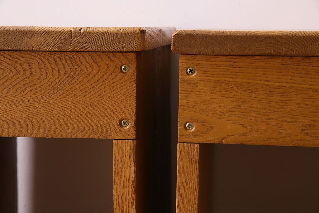 中古　楡材　学校の角スツール2脚セット(3)