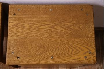 中古　楡材　学校の角スツール2脚セット(3)