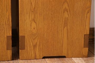 中古　楡材　学校の角スツール2脚セット(3)