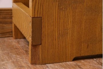 中古　楡材　学校の角スツール2脚セット(3)